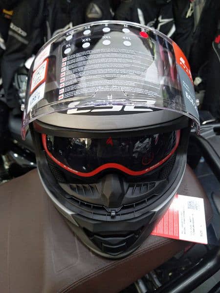 Helmet Ls2 storm II duel visor weight 1500 sizes xxxL,xL,L 5