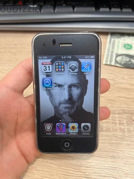 iPhone 3g 8gb mint condition 0