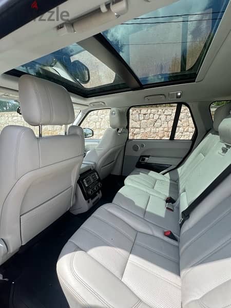Luxurious 2014 Range Rover Vogue (Long Wheelbase) V8 Supercharged 3