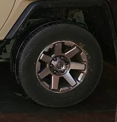 fj cruiser/tacoma rims and tyres