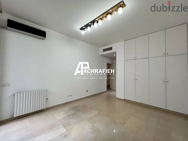 Apartment For Rent In Achrafieh - شقة للأجار في الأشرفية 12
