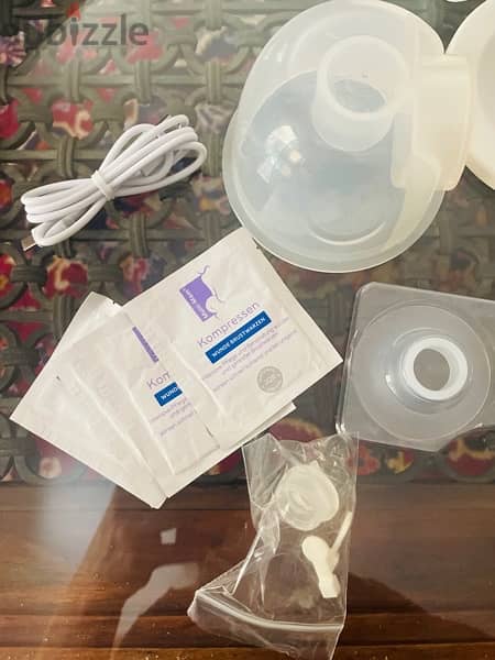 Electric Breast Pump for Breastfeeding 2 Times Used/ New Avent Bottle 3