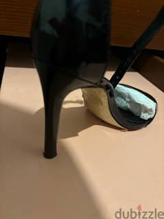 Black heels 0