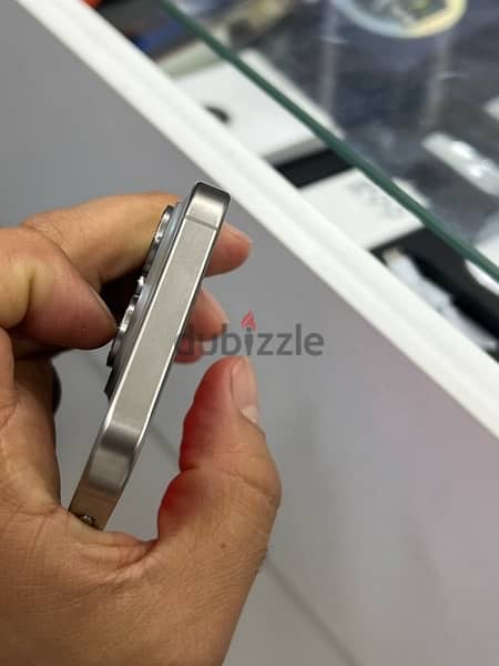 iphone 15 pro 128gb titanium battery 100% ktir ndif 2