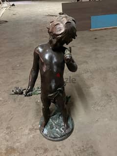 bronze statue in perfect condition