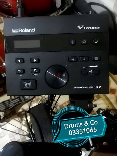 Roland TD-07KV Electronic V-Drums Kit 1