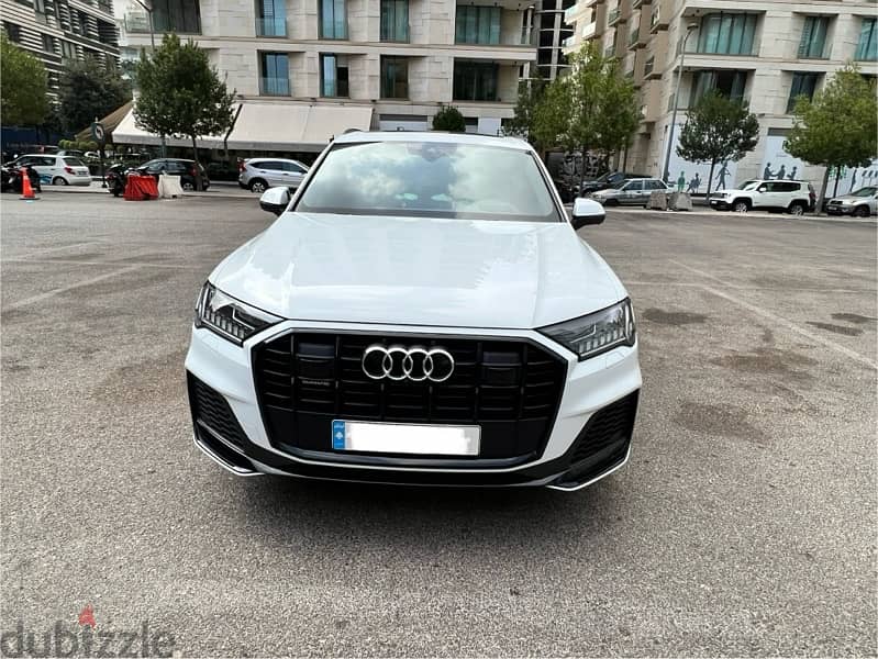 Audi Q7 2021 1