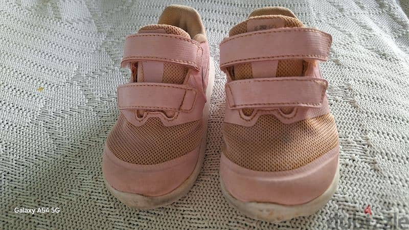 NIKE pink shoes girl size 22 1