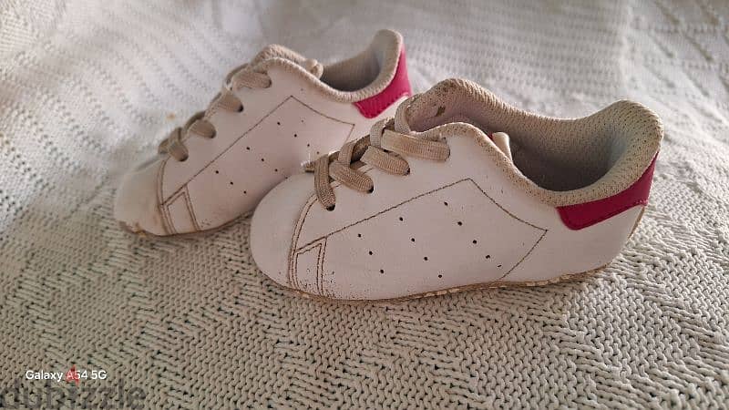 ADIDAS girl shoes size 19 1