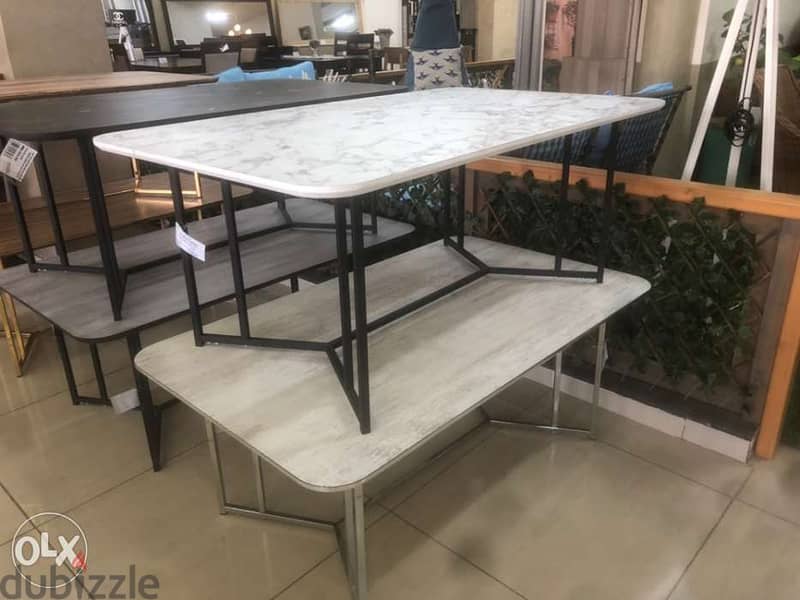 Table - طاولة نص 2