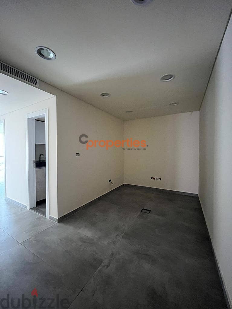 Office for Rent in Dbayeh مكتب للإيجار في ضبية  CPBK03 5