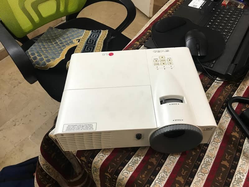 DLP PROJECTOR LG 0