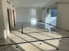 350 sqm Apartment for rent in Talat Al Khayat