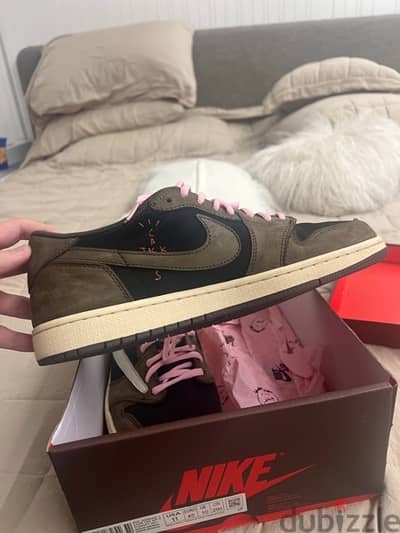 travis scott jordan 1s low