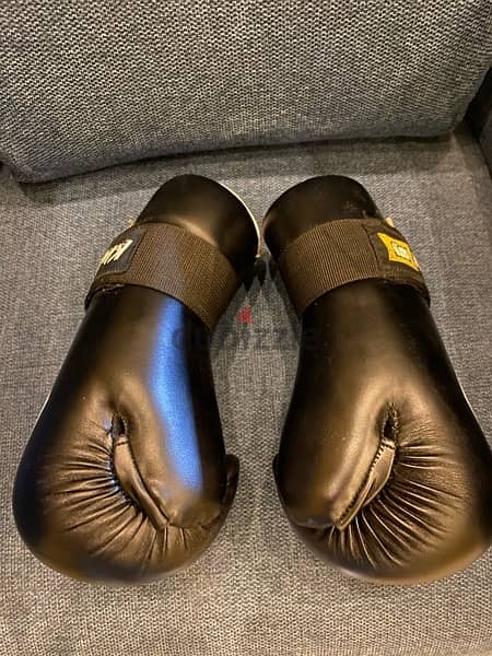 KWON- Semi-contact gloves 2