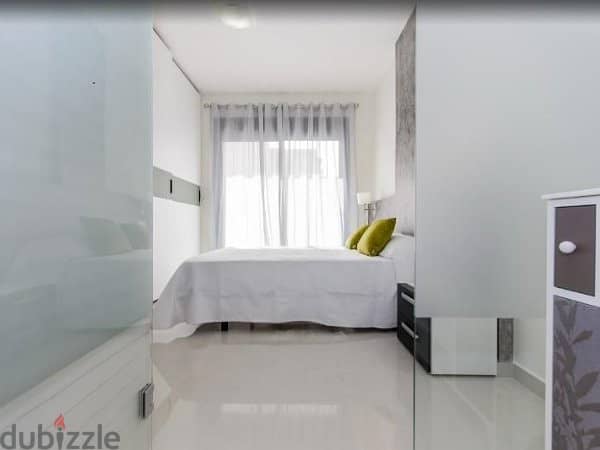 Spain Alicante furnished apartment just a walk from the beachRML-01415 11
