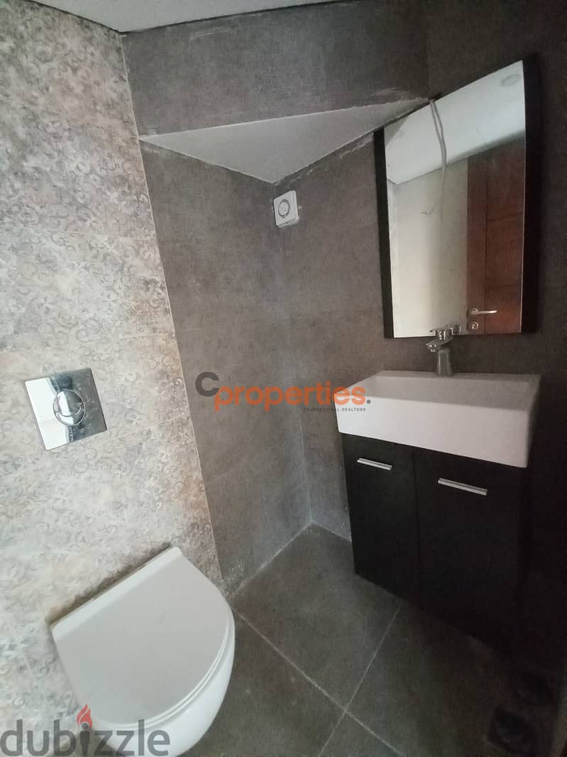 Triplex For Sale in Hboub -Jbeilتريبلكس للبيع في حبوب جبيلCPJRK16 5