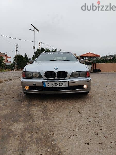 BMW 5-Series 2000 10