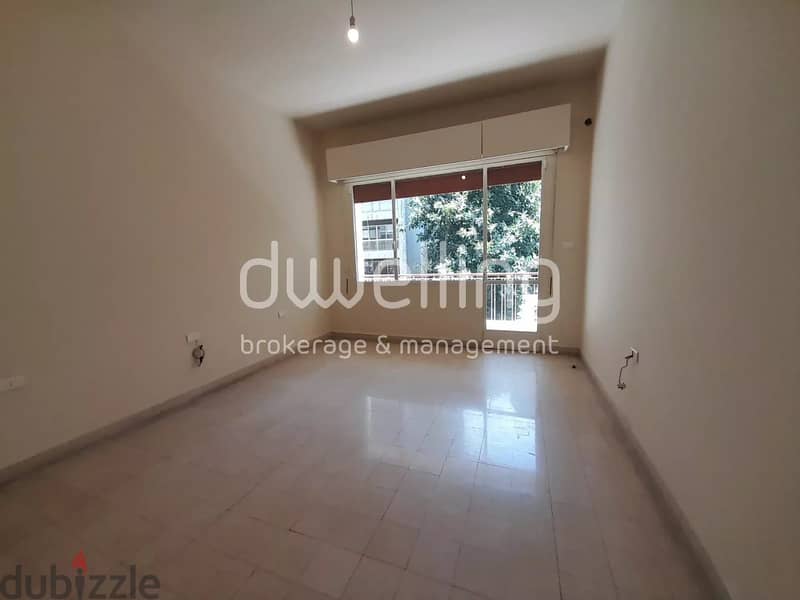 Spacious apartment in the heart of achrafieh Carré d'Or. 8