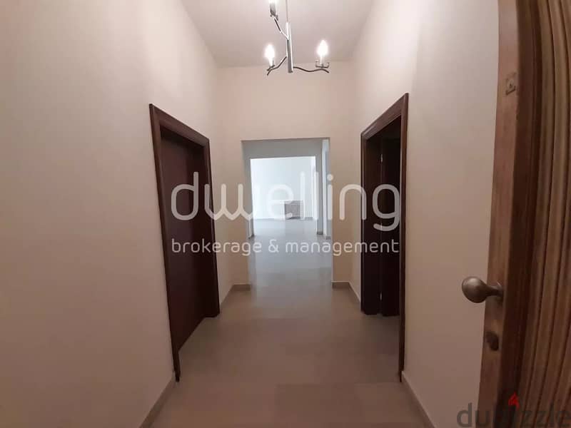 Spacious apartment in the heart of achrafieh Carré d'Or. 13