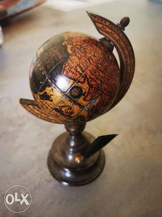 vintage wooden globe 1