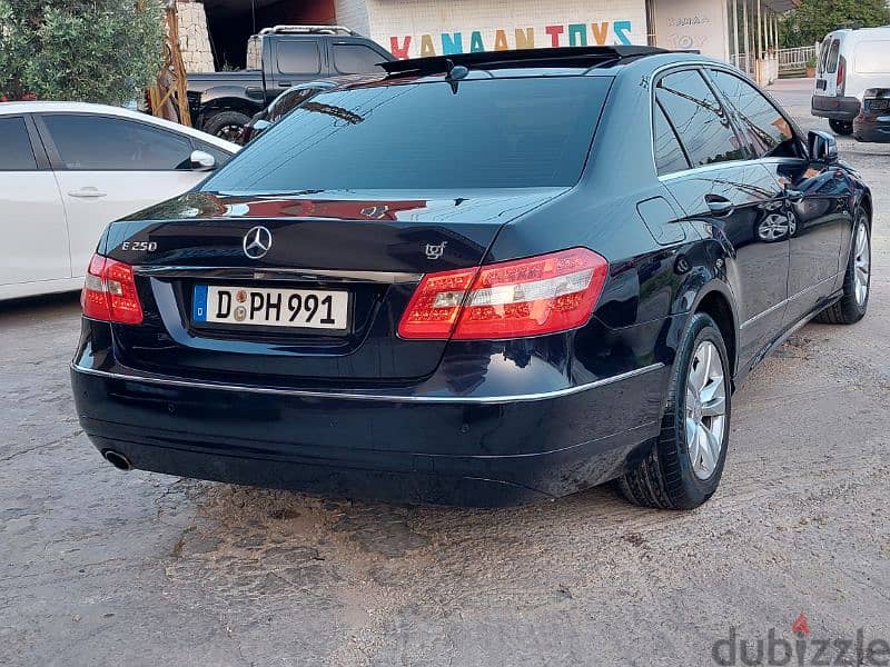 E250 tgf panoramic 120 000 km 4cylindres super clean 3