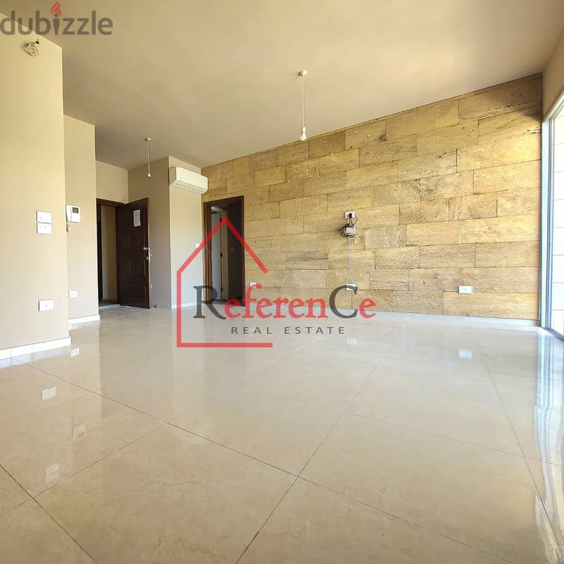 Prime apartment for sale in Blat شقة فاخرة للبيع ب بلاط 7