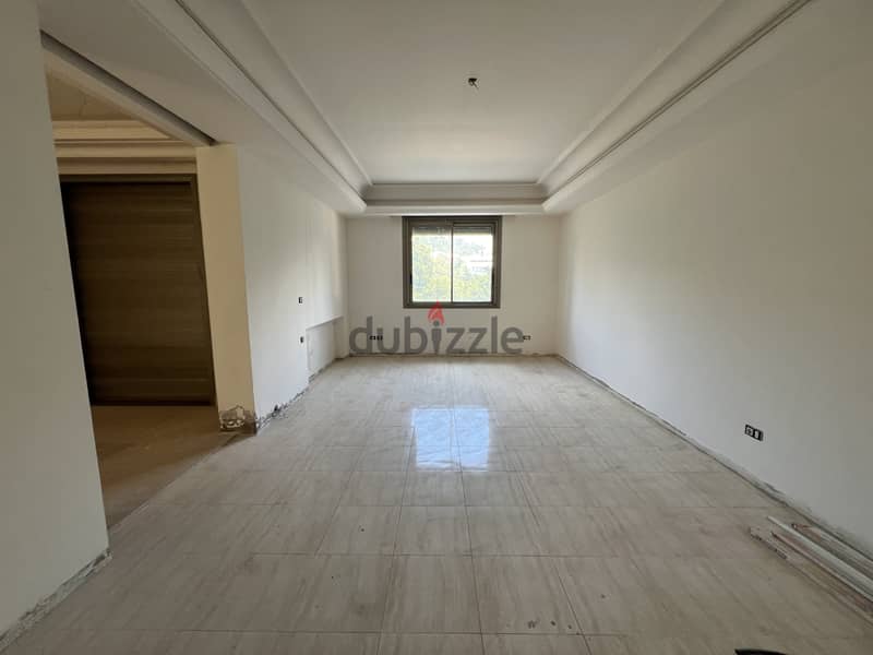 Apartment for sale in Yarze شقة للبيع في اليرزة 5