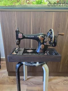 Singer sewing machine مكنة خياطه سنجر 0