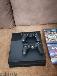 Ps4 very clean with 2 control and 6 game price 180$