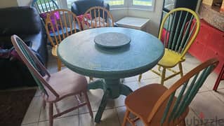 painted table with 3 matching chairs 0