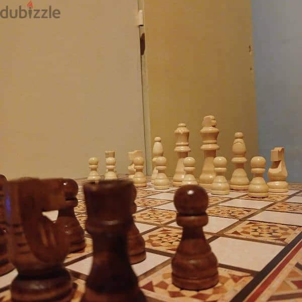 big chessboard & wooden pieces 3