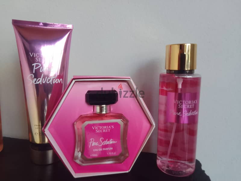 Splashes Victoria secret. . . perfumes. . 3