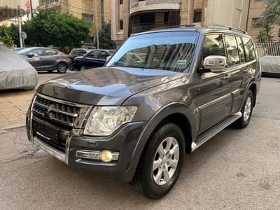 Mitsubishi pajero 2017