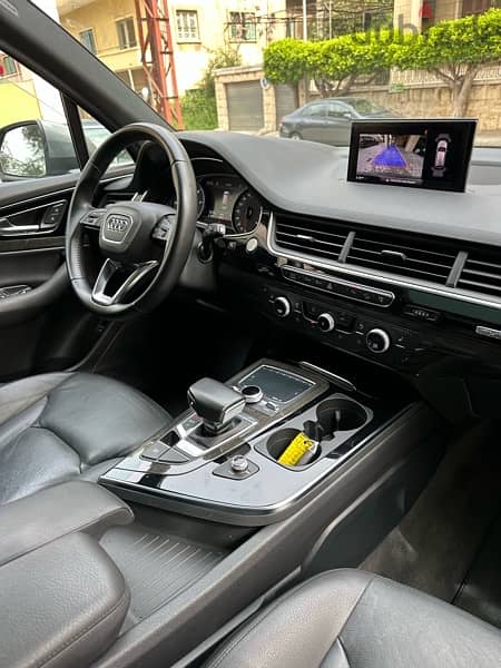 Audi Q7 Quattro Premium plus 2017 gray on black (clean carfax) 8