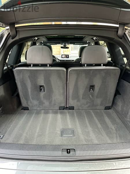 Audi Q7 Quattro Premium plus 2017 gray on black (clean carfax) 13