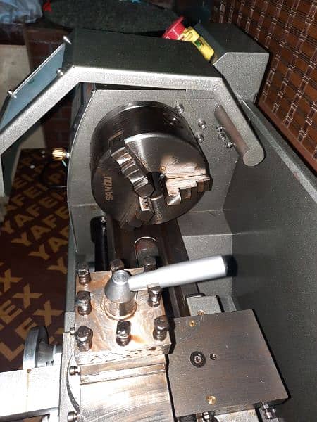 معدات صناعية مخرطة مكبس هيدروليك فريزيا milling machine 12