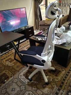 table plus chair gaming