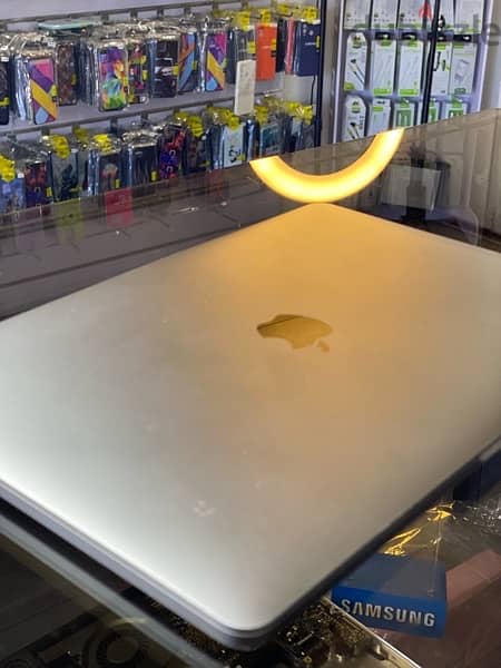 MacBook Air 9