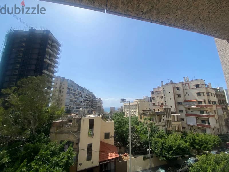 200m² Apartment with Partial Sea View for Sale in Manara 3