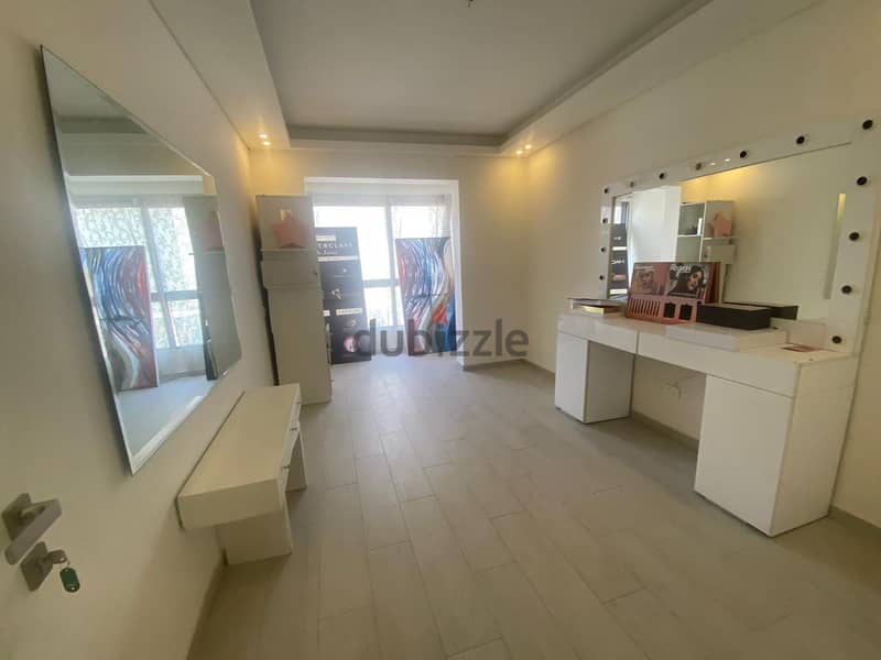 FULLY FURNISHED IN CLEMENCEAU PRIME (200SQ) 3 BEDROOMS , (HAMR-215) 4