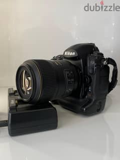 Nikon D3X + lens 105mm Macro f2.8