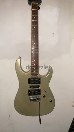 electric guitar with pedal
