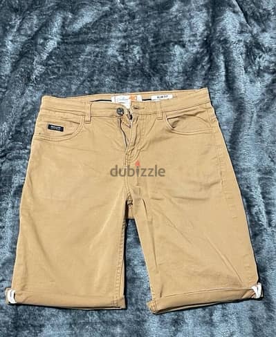 Deeluxe short