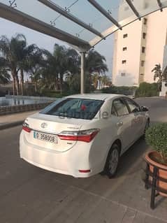 Toyota Corolla 2019 مصدر شركة لبنان Rear Camera keyless start 1owner