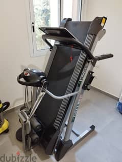 Treadmill 2.5HP 120 KG used 0