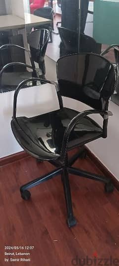 Plastic office chair كرسي مكتب بلاستيك