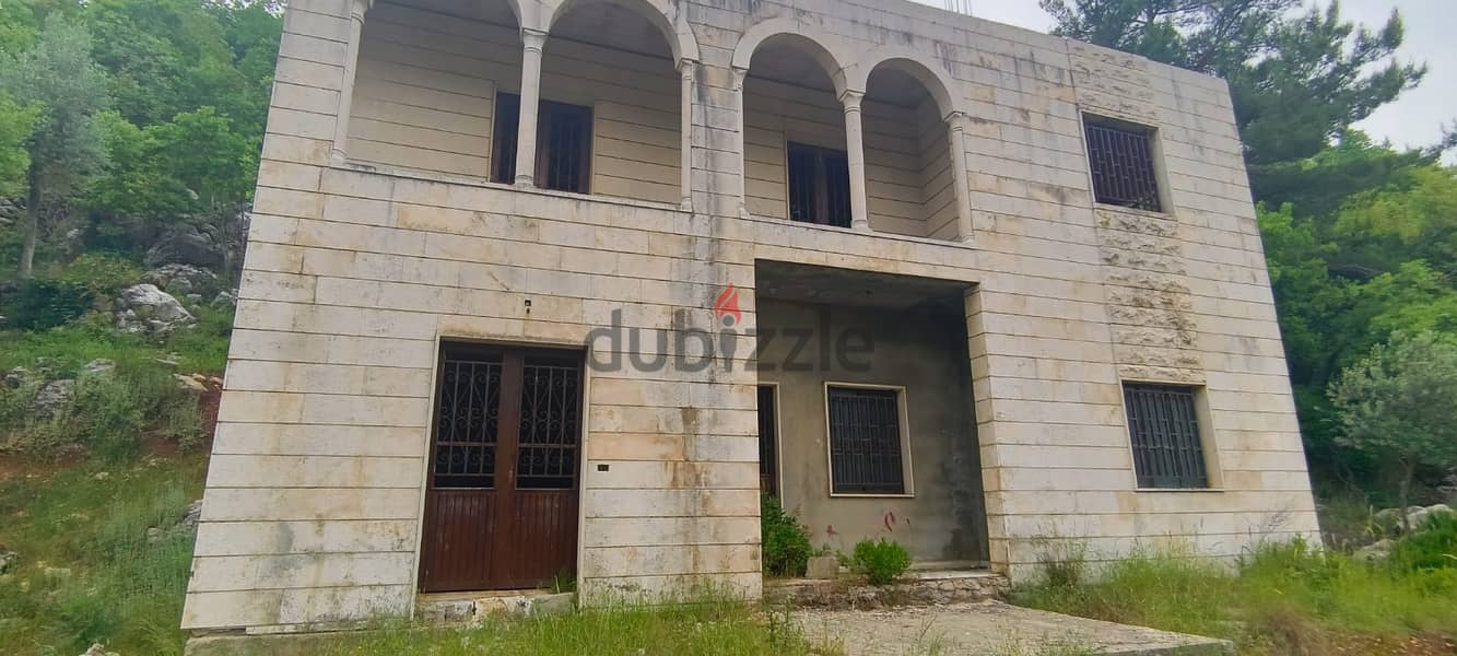 L15247-Land With House For Sale In Chahtoul 1