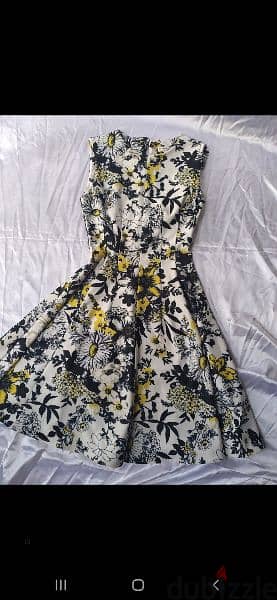 dress Miss Selfridge Xs to xL 1=7$ or 3= 15$ 11