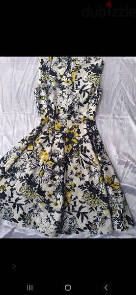 dress Miss Selfridge Xs to xL 1=7$ or 3= 15$ 12